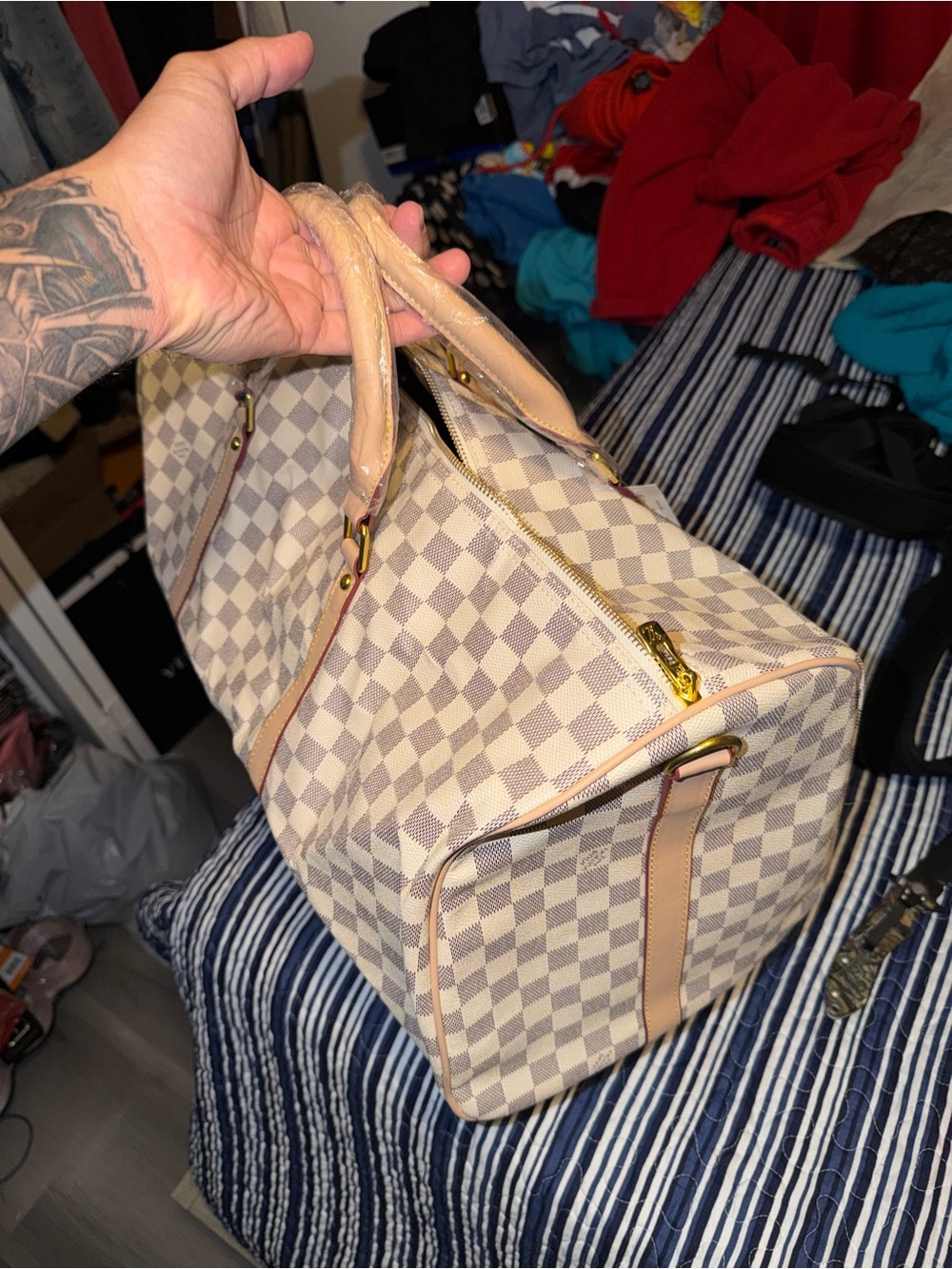 Designer duffle bag - Picture 2 of 4